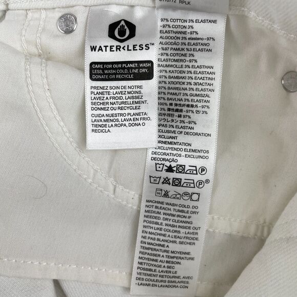 Levi's Denim Shorts Wmn 32 White Mid Rise Cuffed Stretch Cotton Zip Fly 5 Pocket - Picture 8 of 8